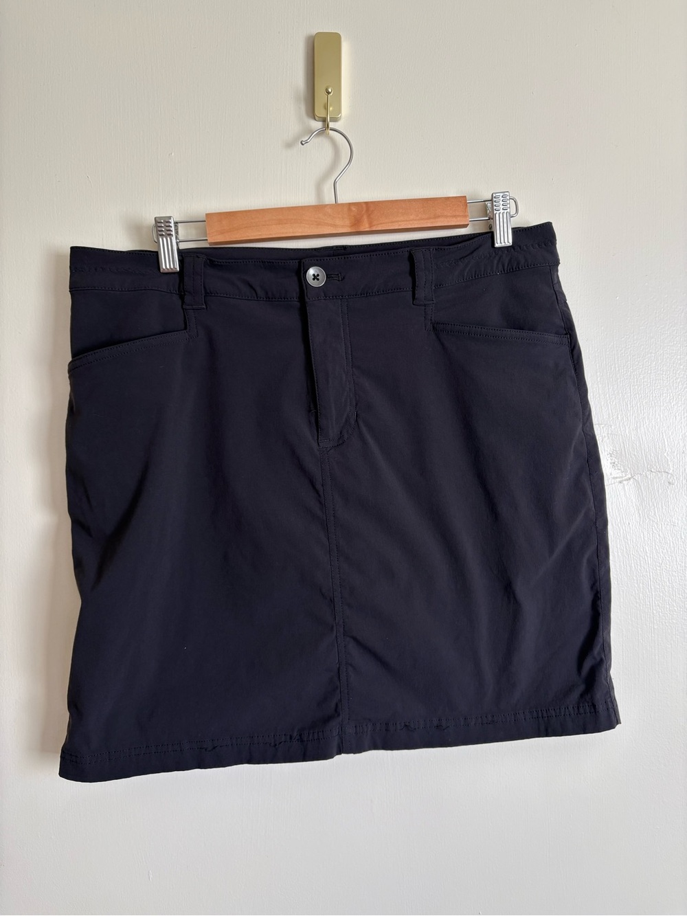 Eddie Bauer Black Women's Skort Size 12
